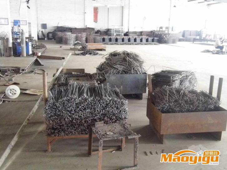 供应焊接 农机配件厂家 钢结构厂家 厂房机 化工机械