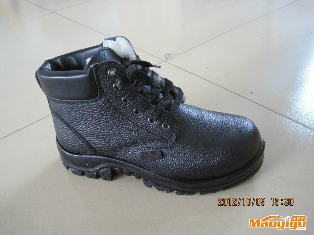 供应久固   JIUGUZ2013M电焊工防护靴保护脚腕中邦棉鞋靴