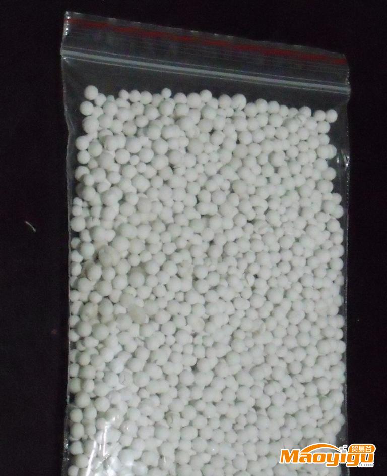 无水球氯化钙，95%，1750元/吨，中性包装