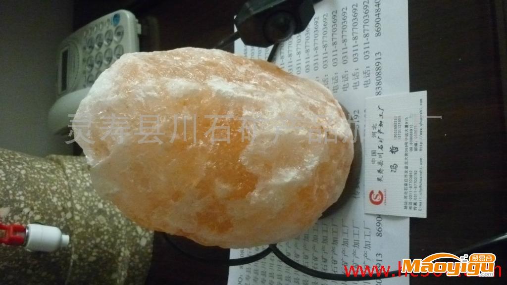 供应川石矿业4-9kg水晶盐岩灯 天然盐砖
