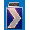 太阳能弯道诱导标志牌 太阳能单箭头诱导标志牌 交通标志牌