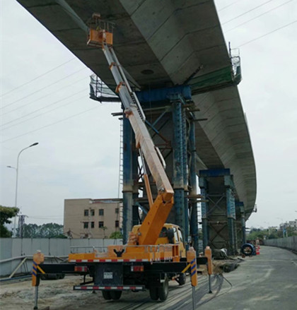 广东梅县钢架安装举高车出租-中桥建
