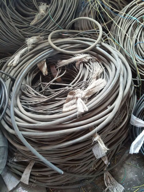 菏泽成武铜管铜套高低压电缆回收