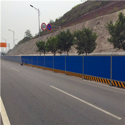 新疆地铁围挡专业提供，新疆围挡设计