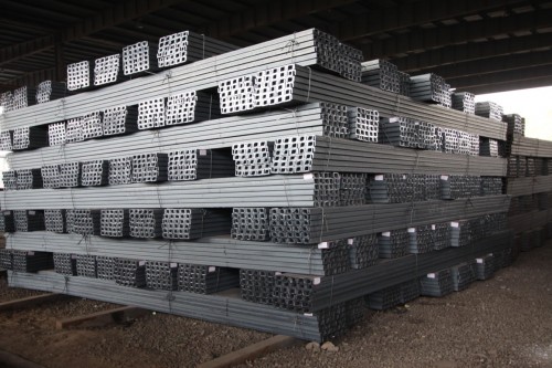 防城港Q235材质q235c热轧槽钢现货报价