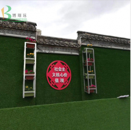 青岛地区简易绿篱挡墙-人造草坪用途说明