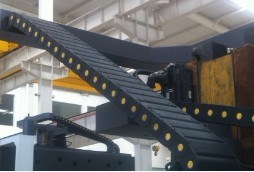 技术指导：白城大侨TH6350卧式加工中心钢制拖链应用