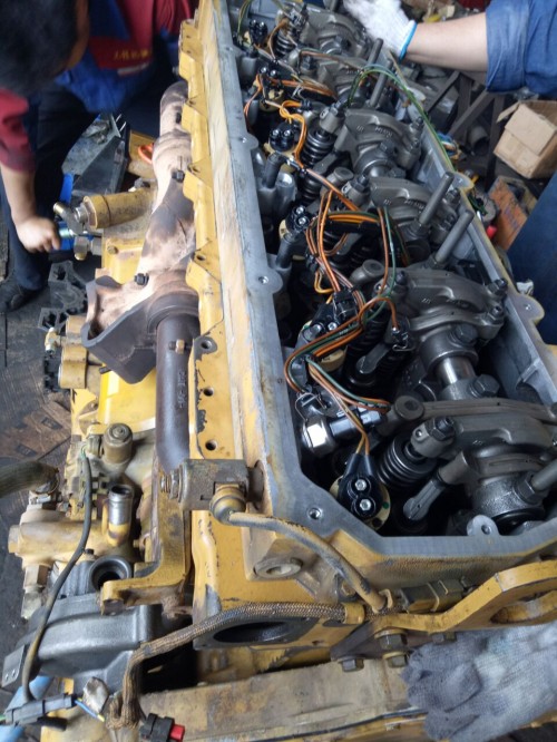 新闻：洪雅县卡特挖掘机维修全车动作慢无力