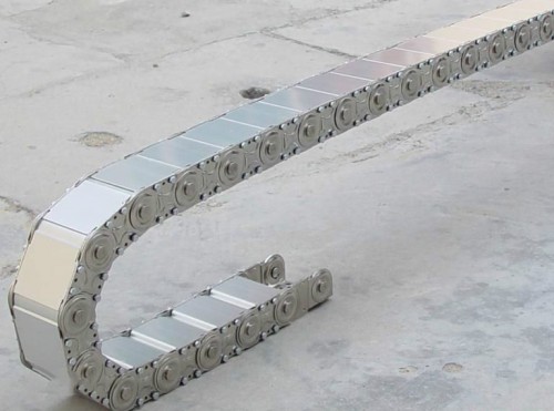 石家庄在线新闻：马扎克塑料拖链结构设计