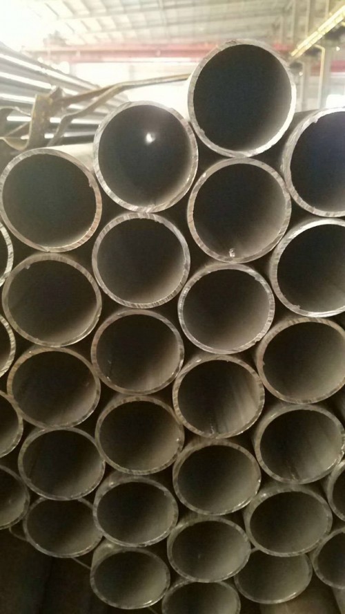 新闻：梅州Q345B大口径钢管重量和长度√欢迎！