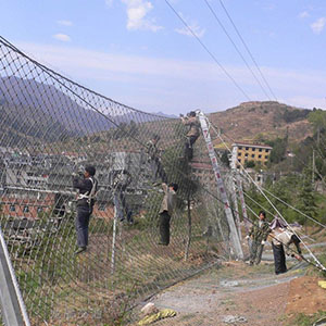 石河子缆索护栏，防护网质量第一