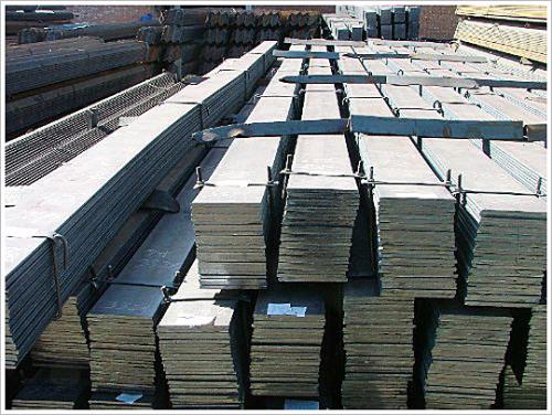 钢材新闻：上海镀锌板钢厂发货