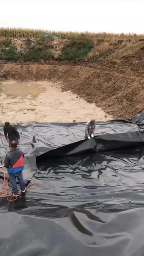 新闻：衢州覆膜膨润土防水毯5000克生产厂家