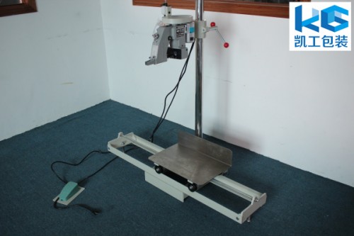 新闻:南宫台湾耀翰全自动滑板缝包机