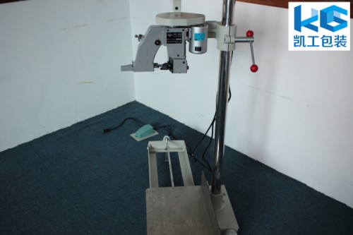 新闻:工布江达台湾耀翰全自动滑板缝包机