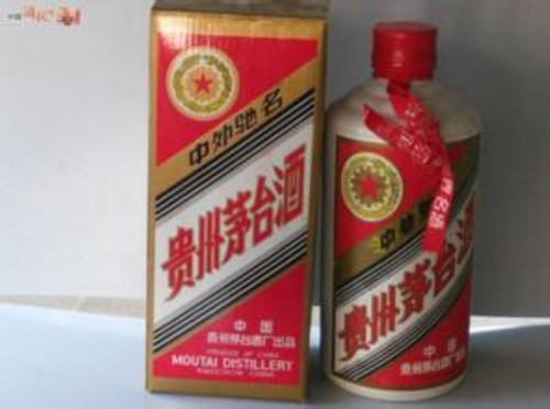 枣庄回收81年茅台酒 回收17年整箱茅台酒