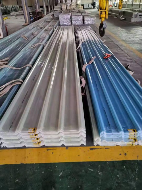 今日行情:山东青岛艾珀耐特可溶型采光板生产厂家
